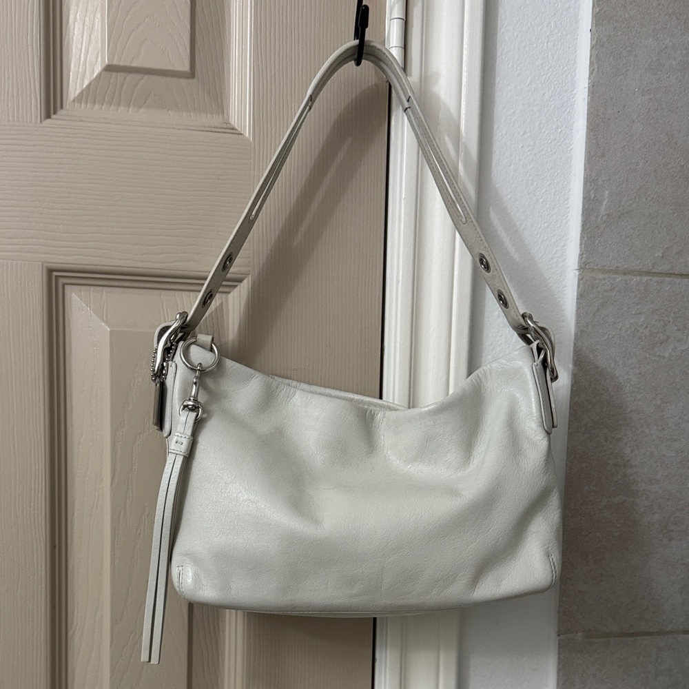 Coach East West Bone White Leather Shoulder Bag 2006 Y2K